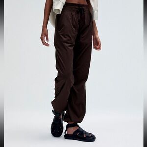 Lululemon Studio Dance Pants mid-rise color espresso size 8